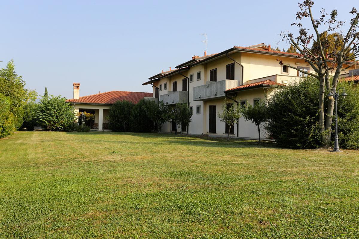 Hotel Franciacorta Paderno Franciacorta Exterior foto