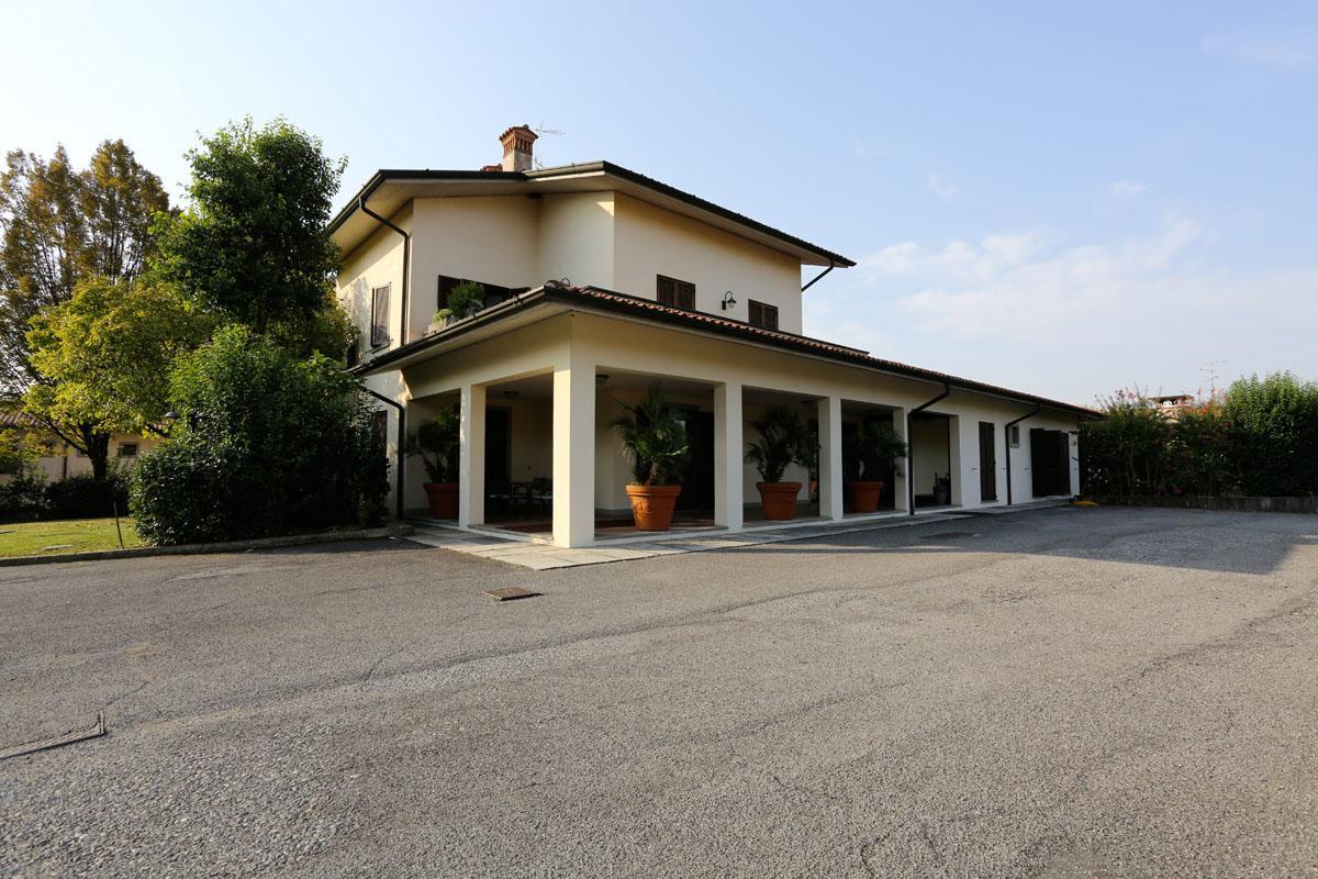 Hotel Franciacorta Paderno Franciacorta Exterior foto